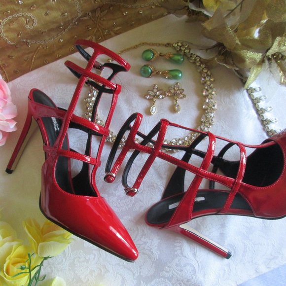 😍💖 GUESS MACY’S RED PATENT STILLETTO SIZE 7M 💖😍 - Picture 1 of 15